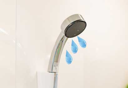 シャワーヘッド、カラン吐水部からの水漏れは開閉バルブの故障
